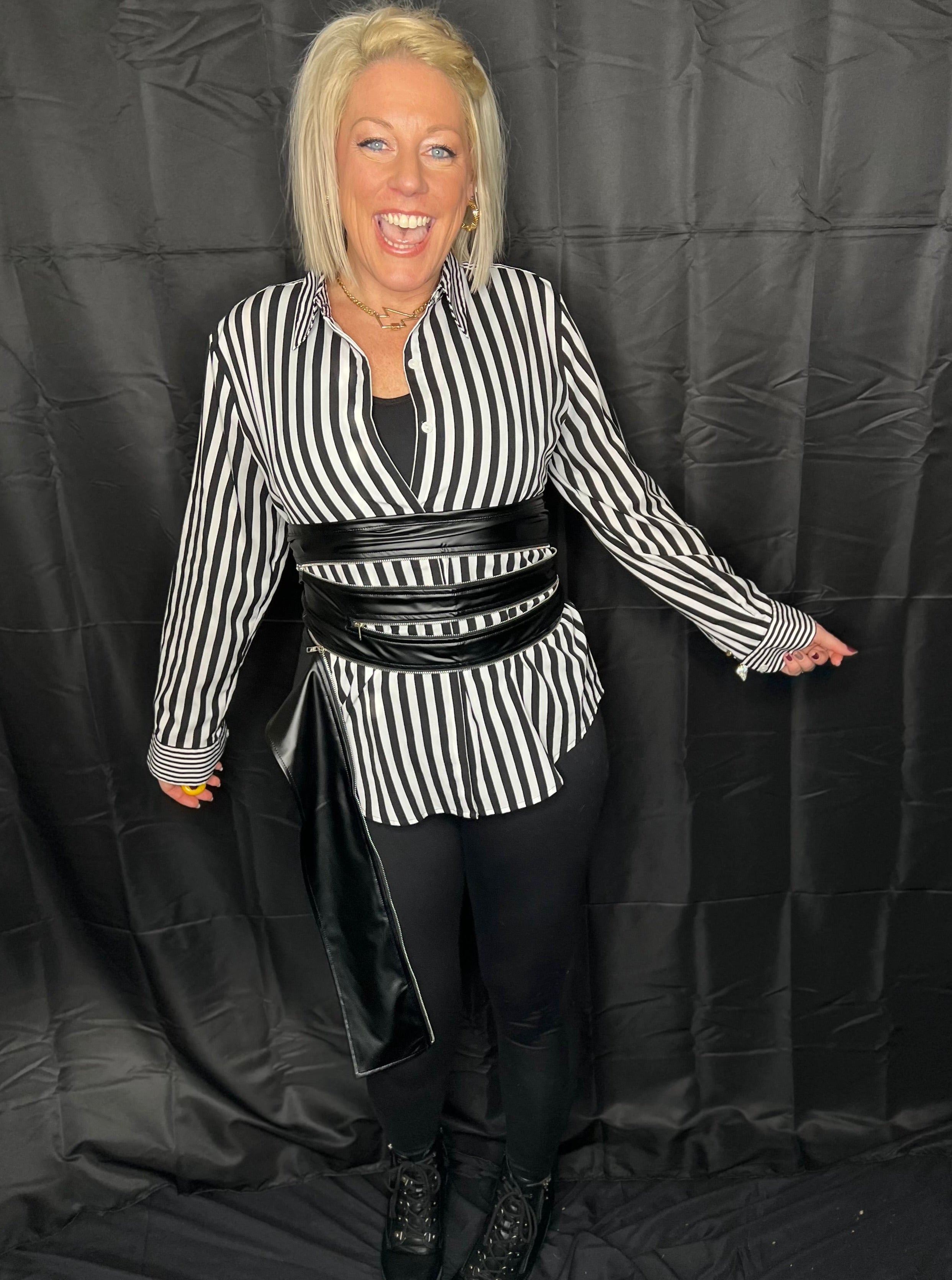 Carla Belt in Black
