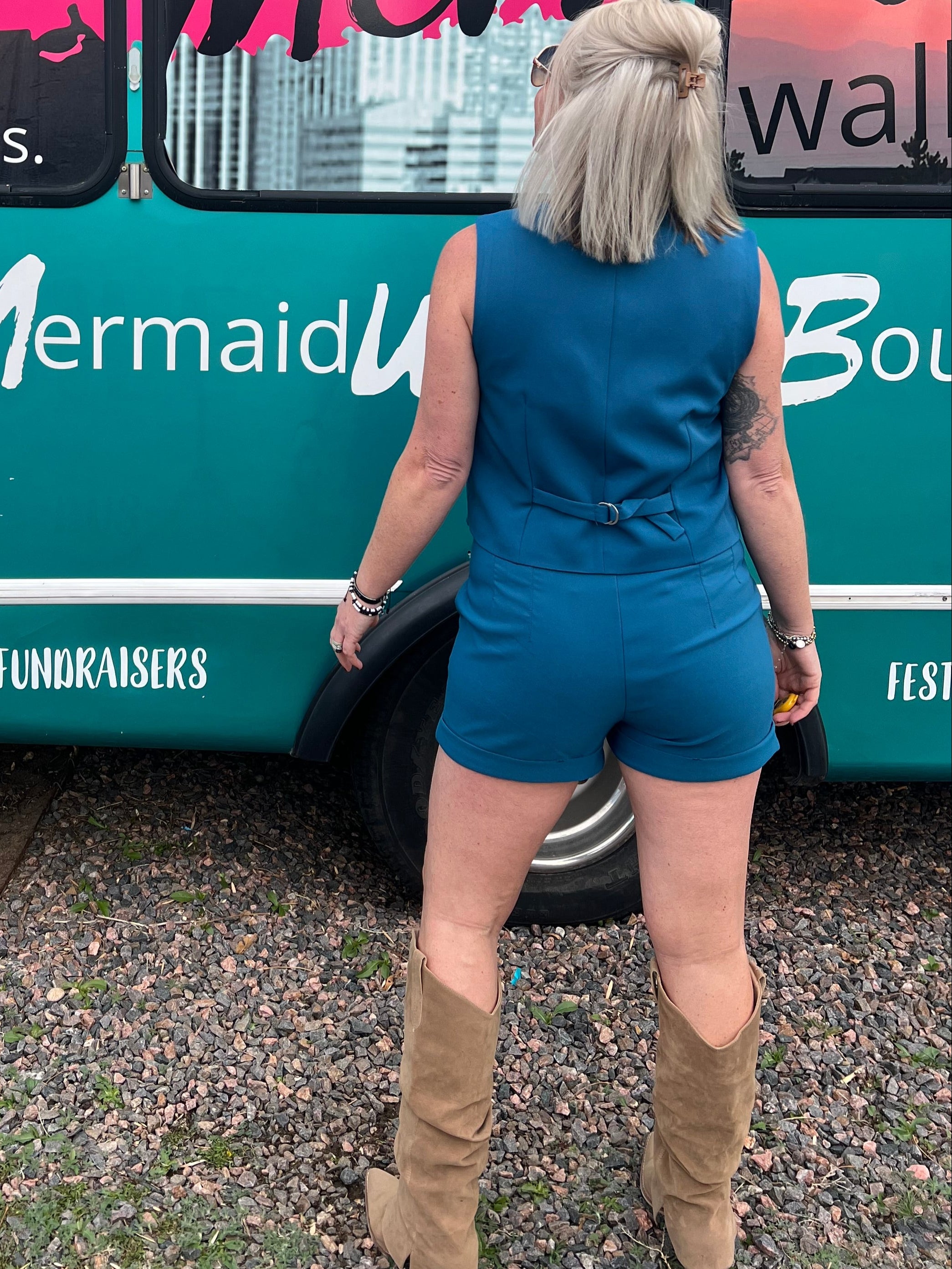 AJ Shorts in Teal