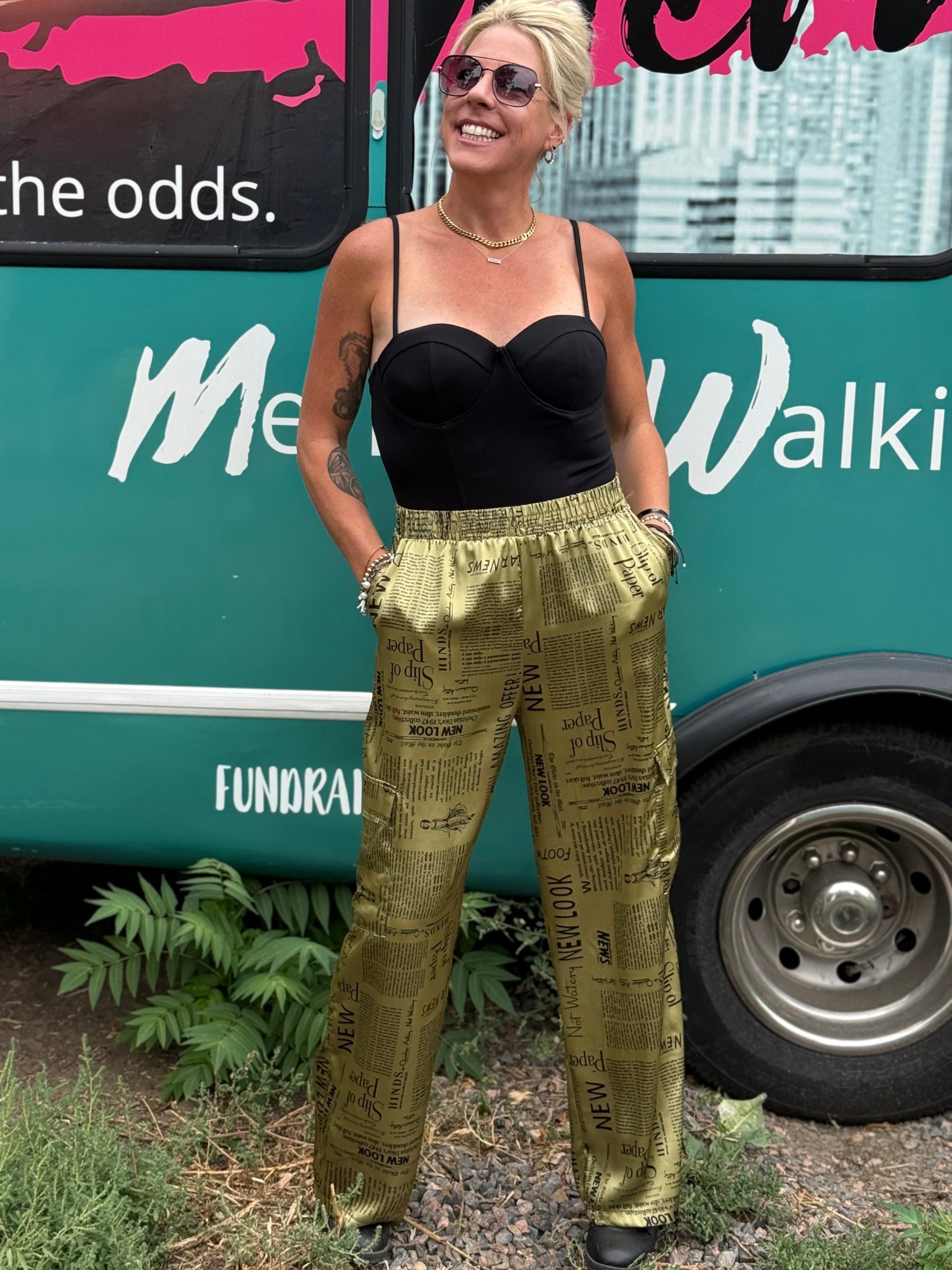 Newspaper Cargo Pants in Olive