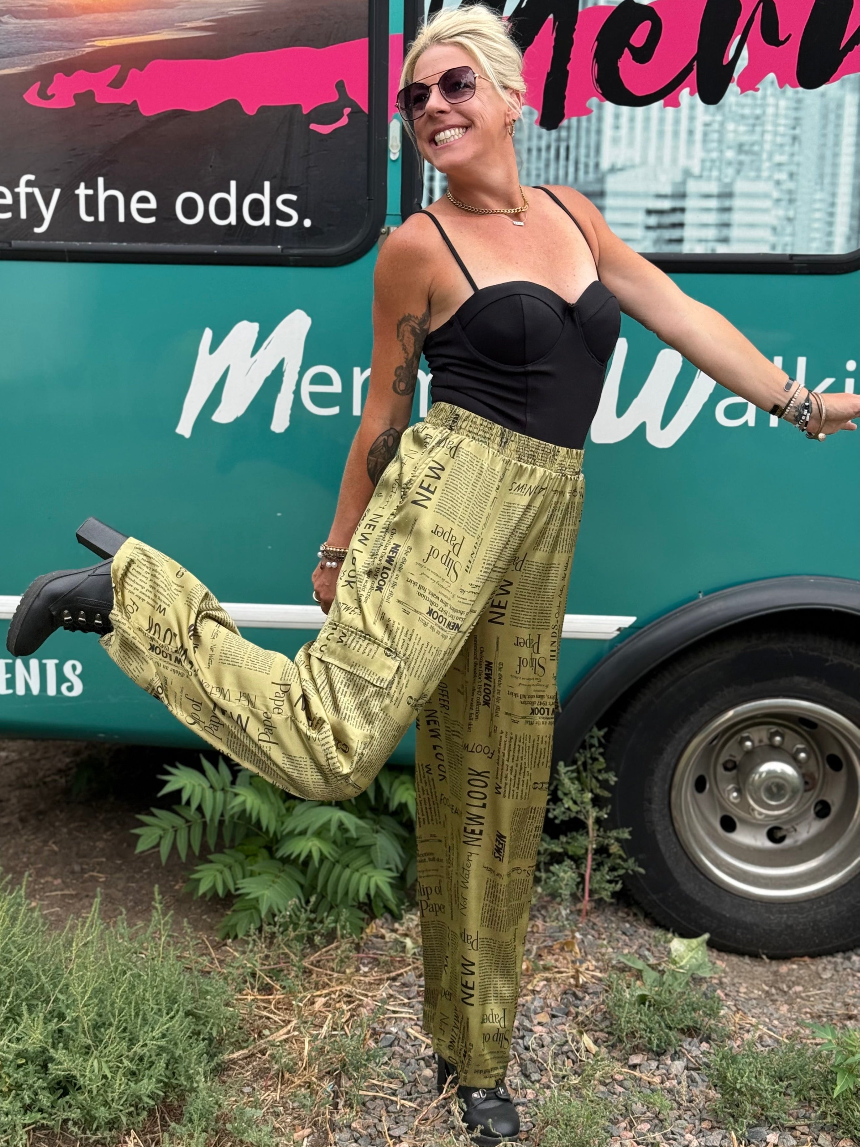 Newspaper Cargo Pants in Olive