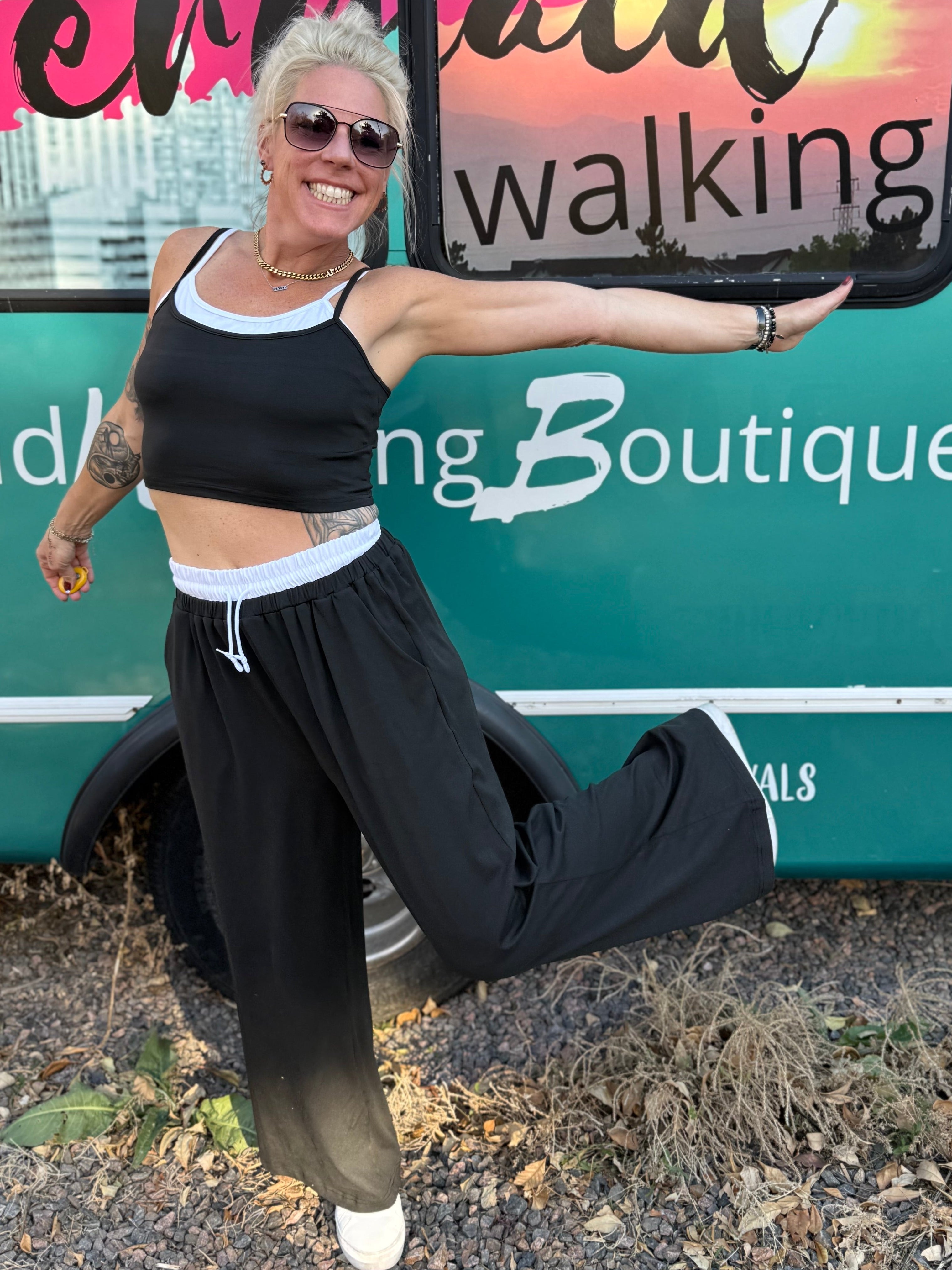 Corrine Set in Black