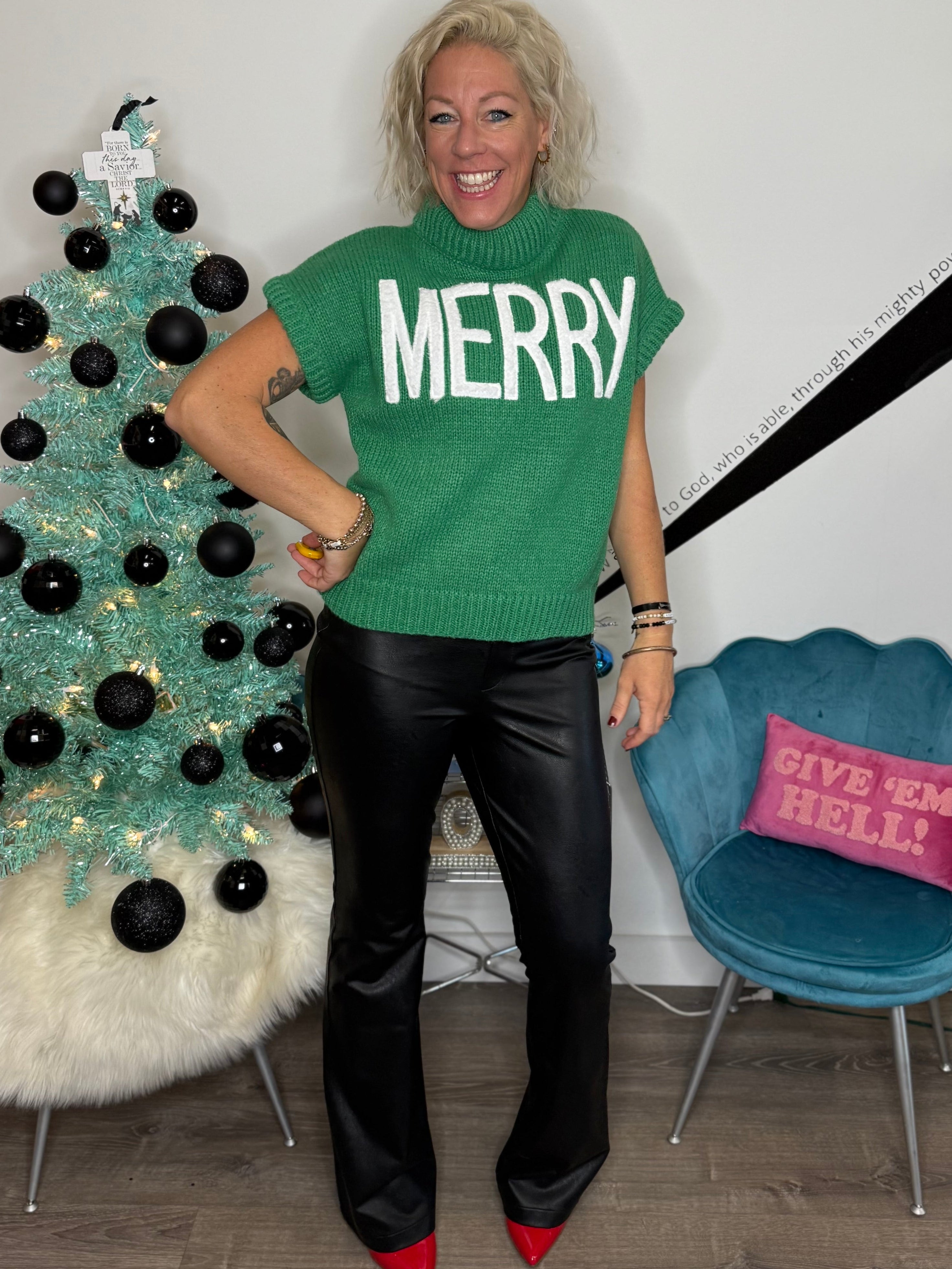 Merry Short Sleeve Sweater in Green