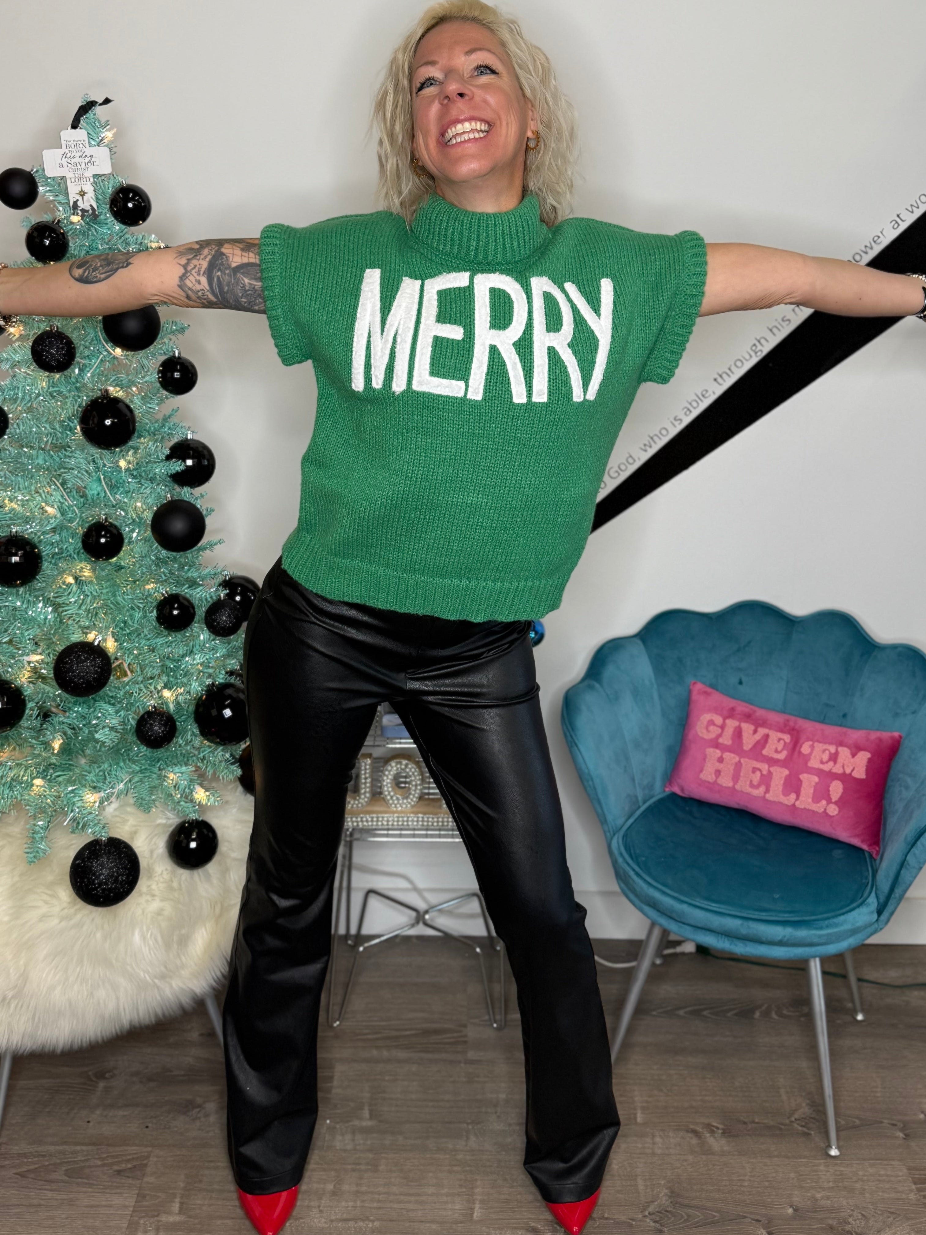 Merry Short Sleeve Sweater in Green