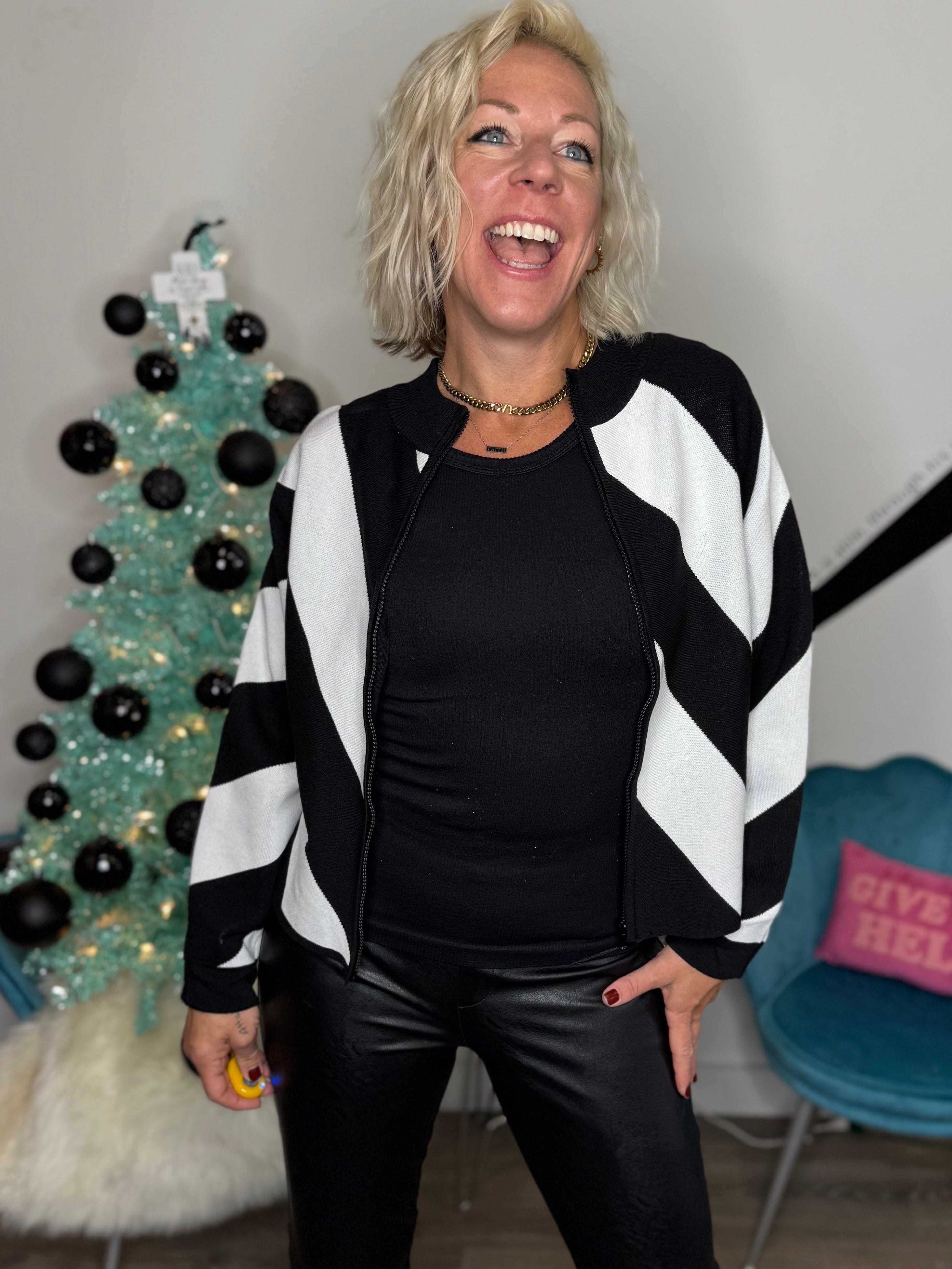 Diagnal Delusion Sweater