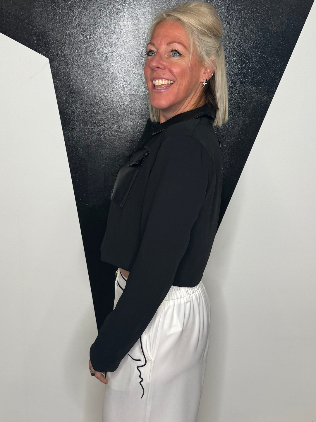 Carrie Corporate Crop