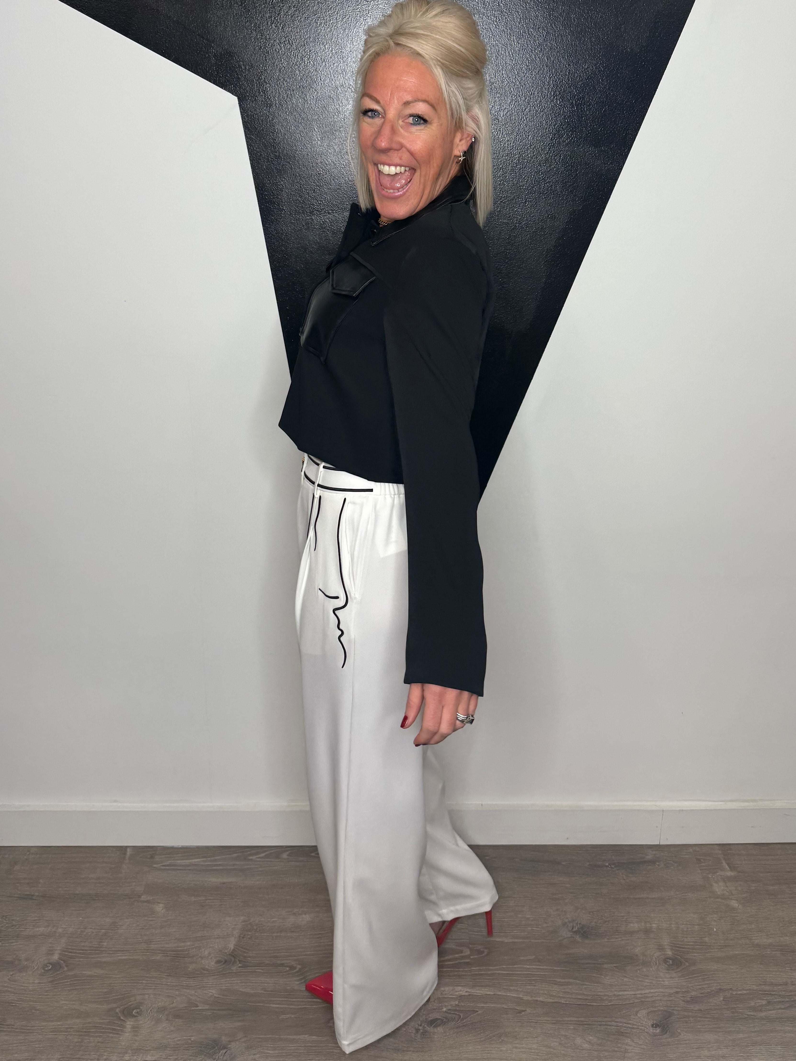 Carrie Corporate Crop