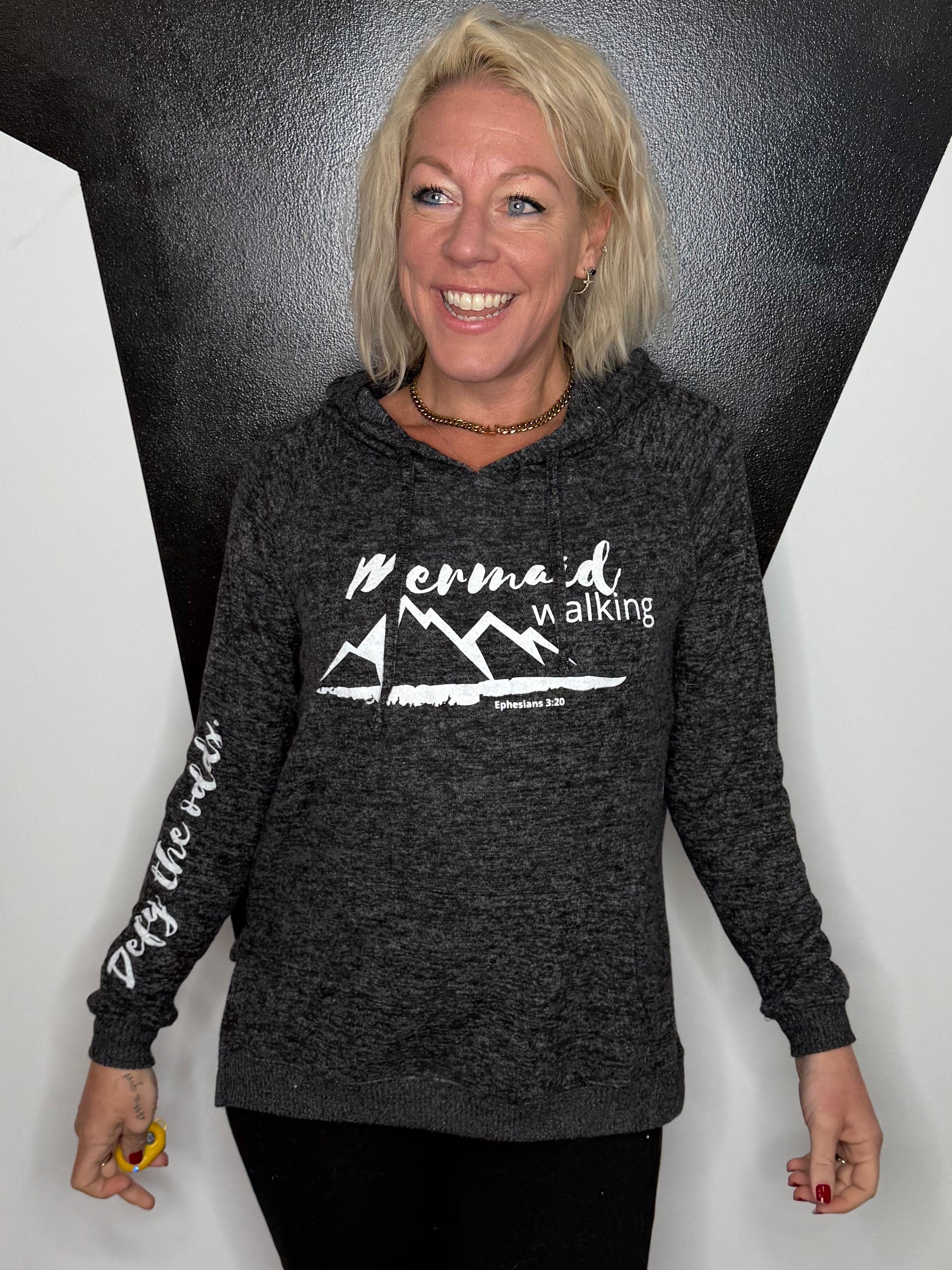 MW Lightweight Hoodie in Grey