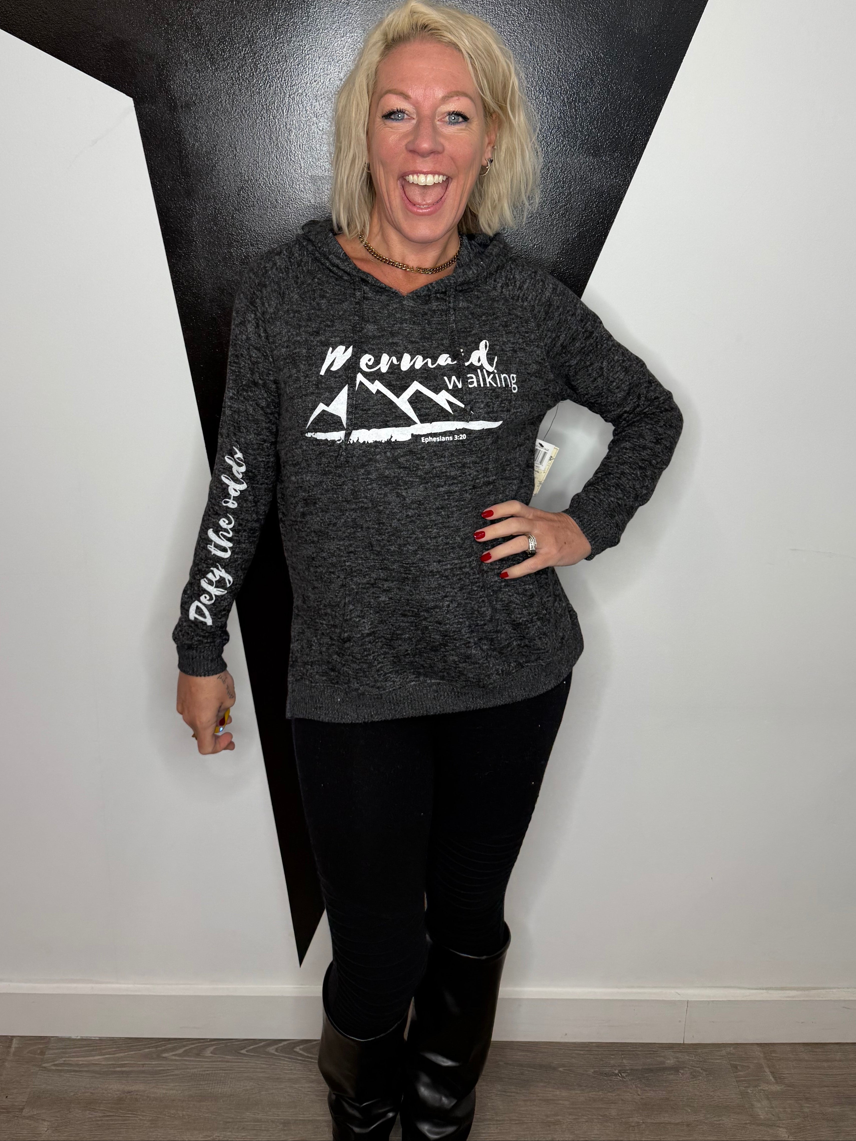 MW Lightweight Hoodie in Grey