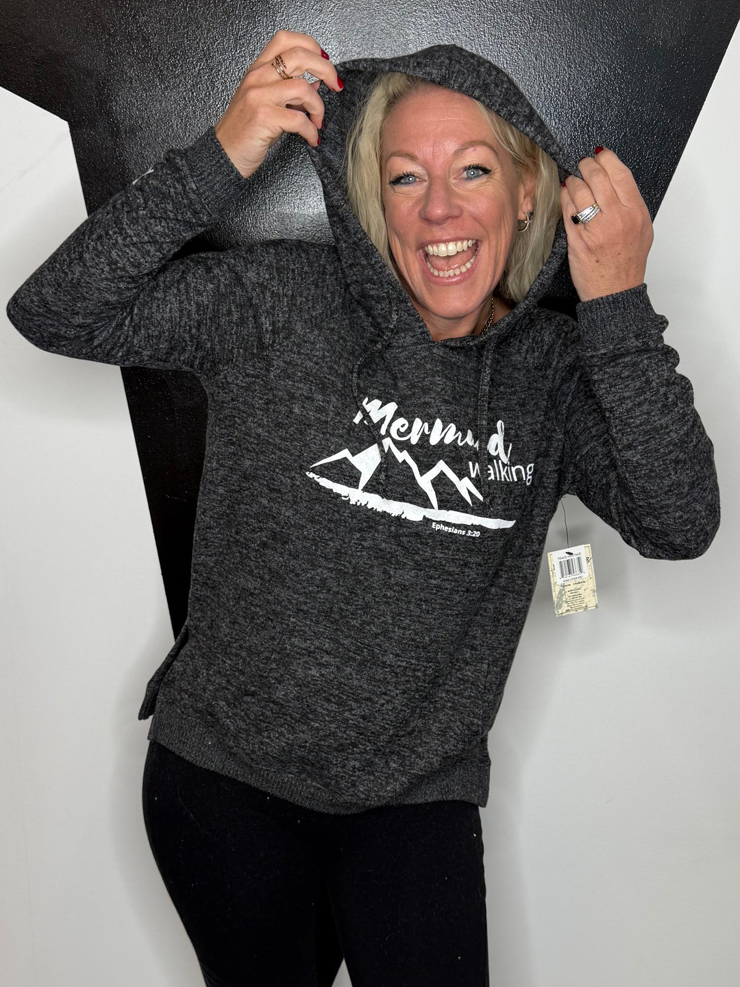 MW Lightweight Hoodie in Grey