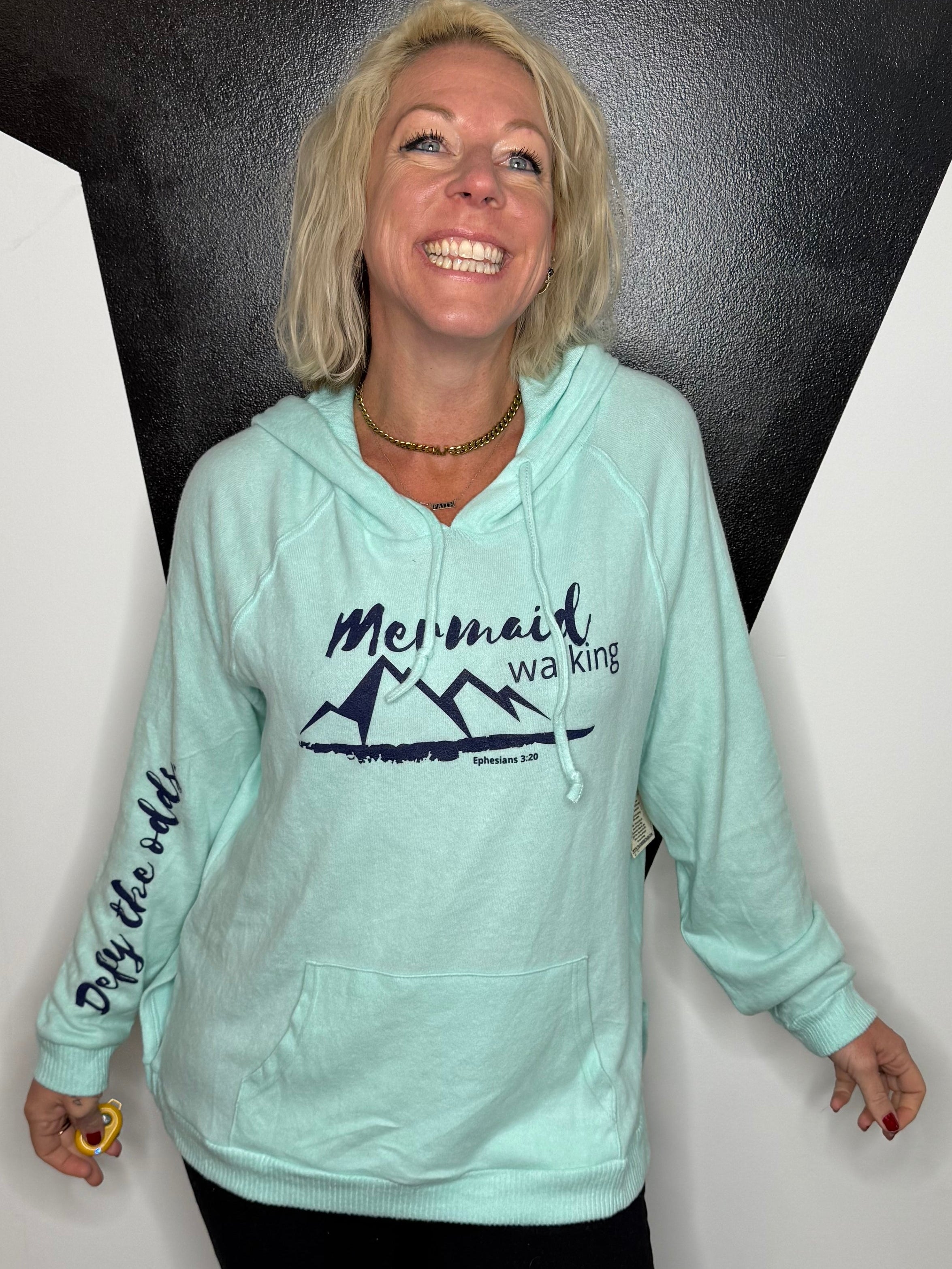 MW Lightweight Hoodie in Mint