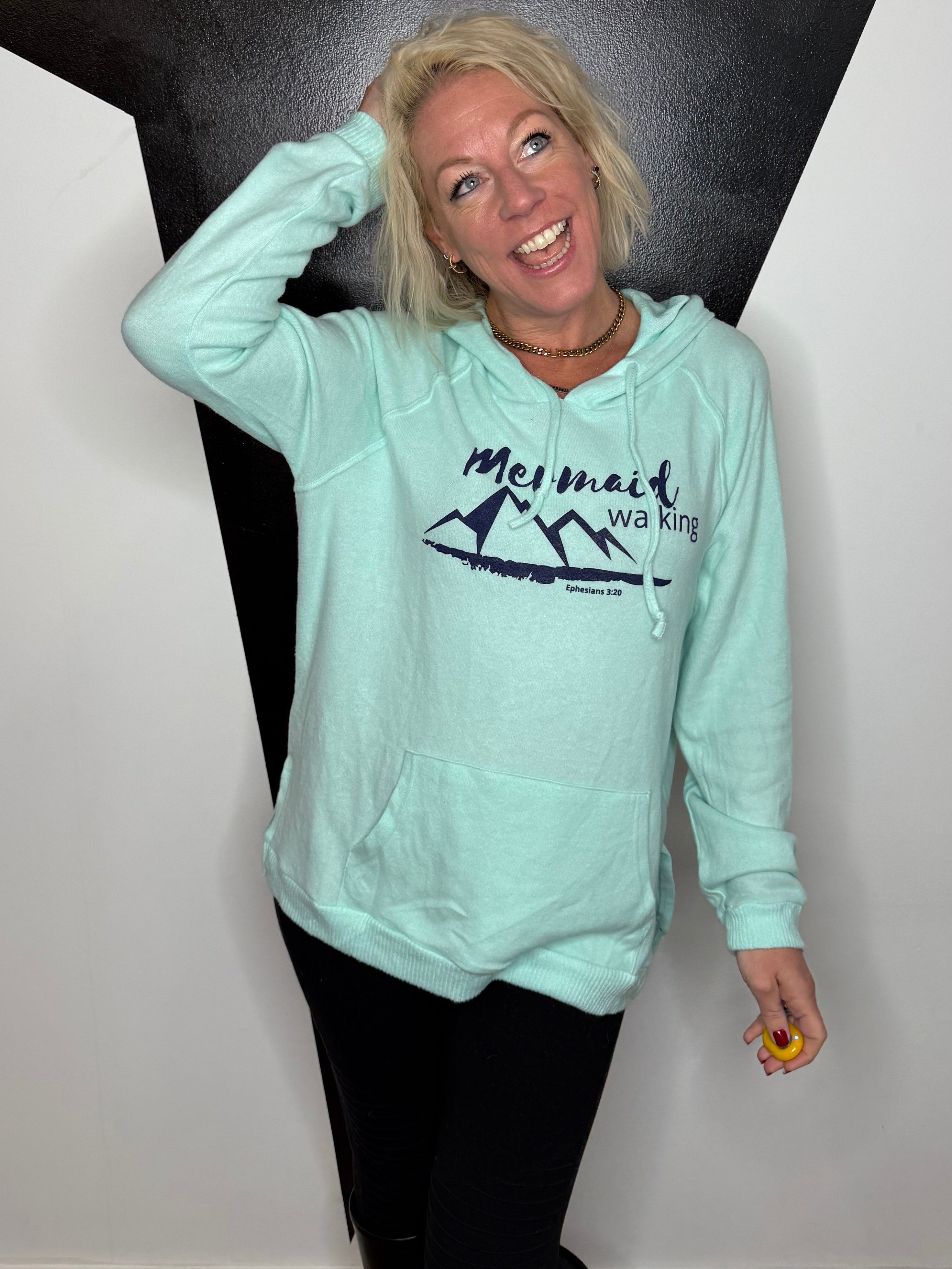 MW Lightweight Hoodie in Mint