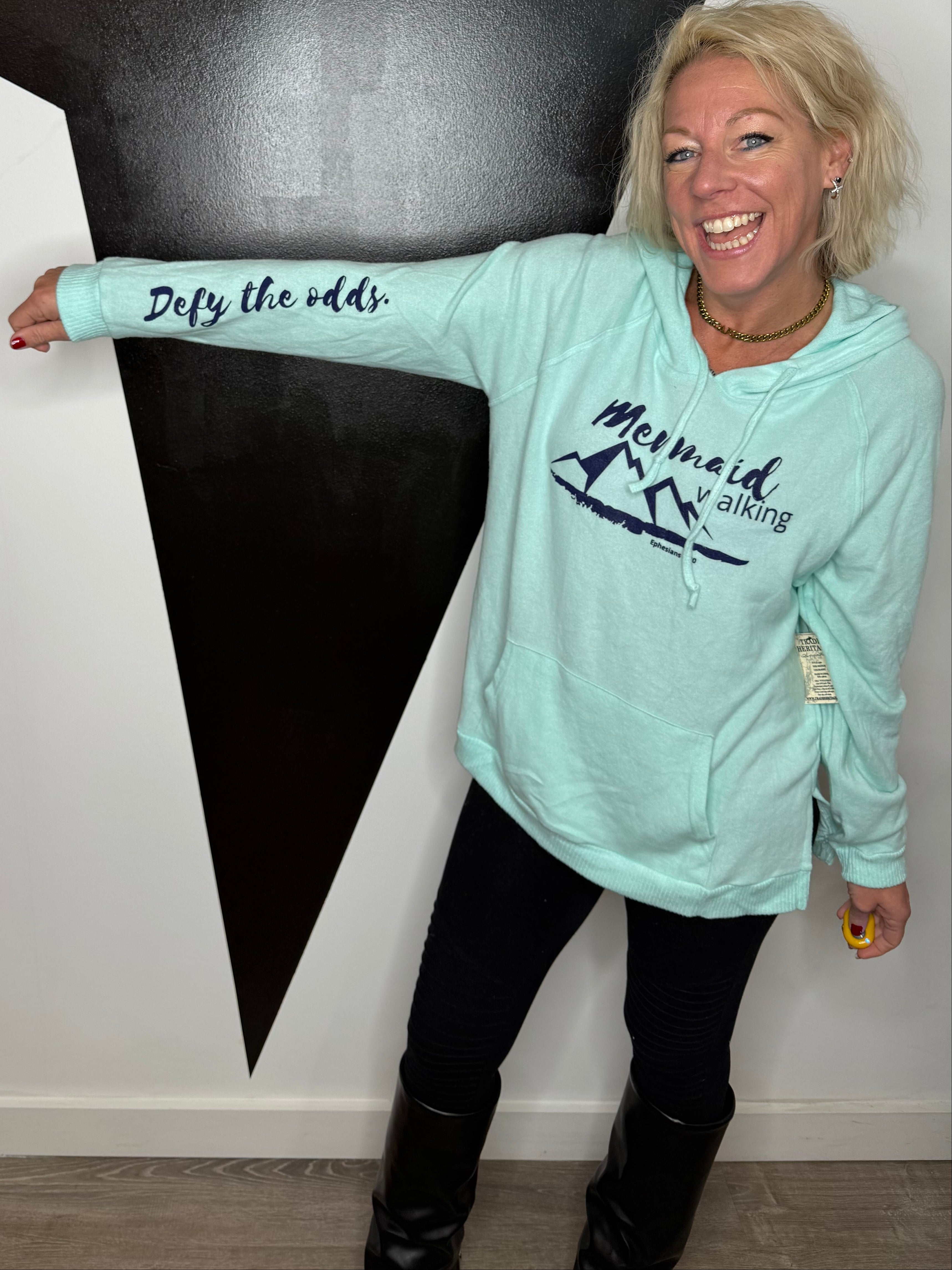 MW Lightweight Hoodie in Mint