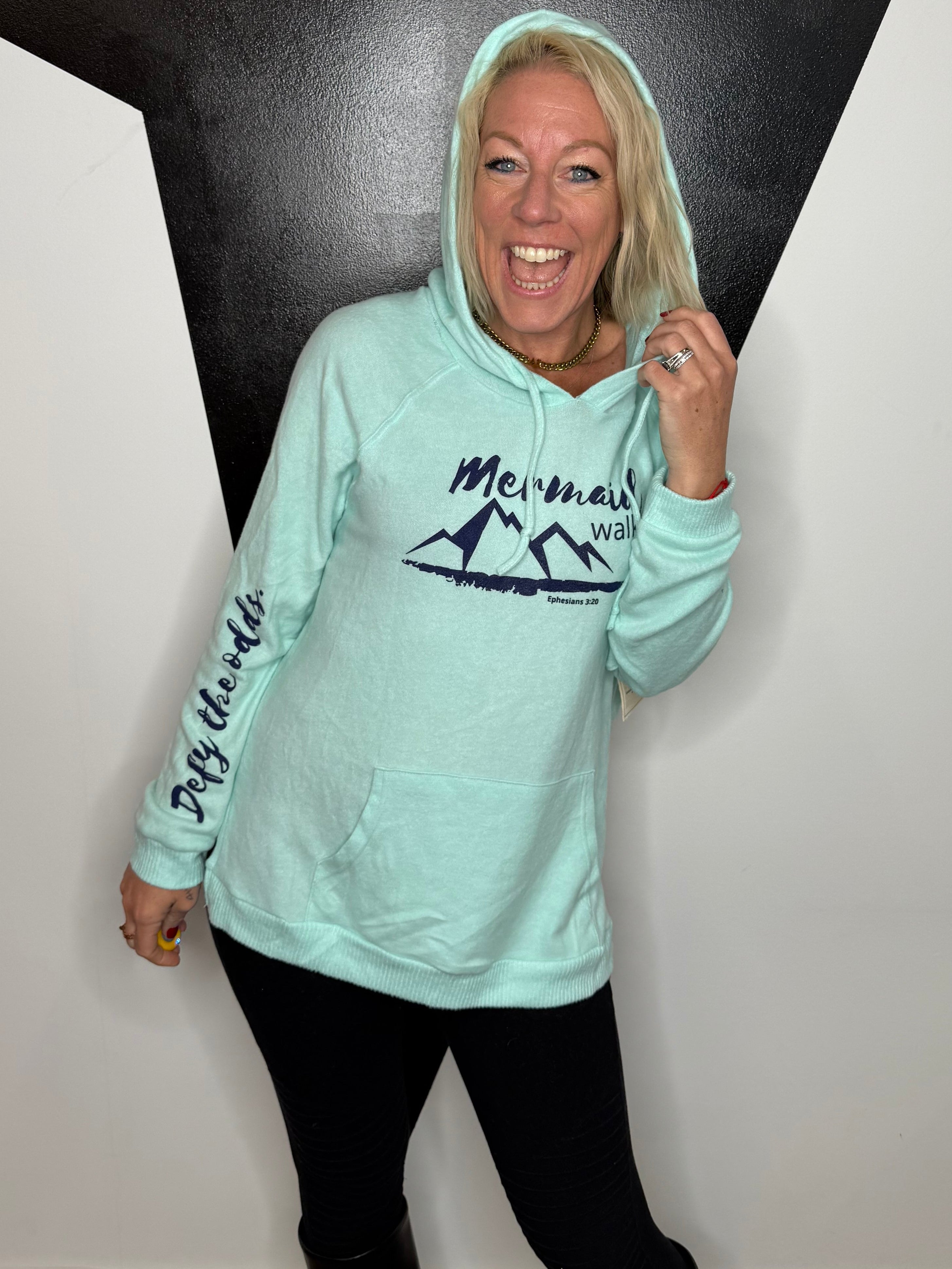 MW Lightweight Hoodie in Mint