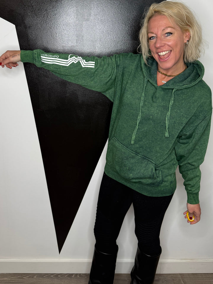 Chasing Angels CO Hoodie in Green