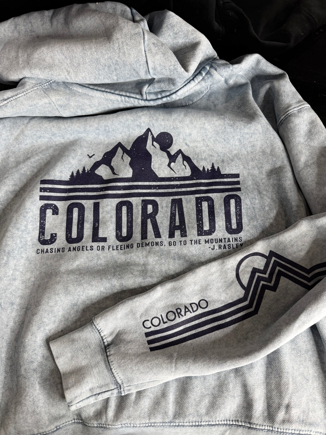 Chasing Angels CO Hoodie in Blue