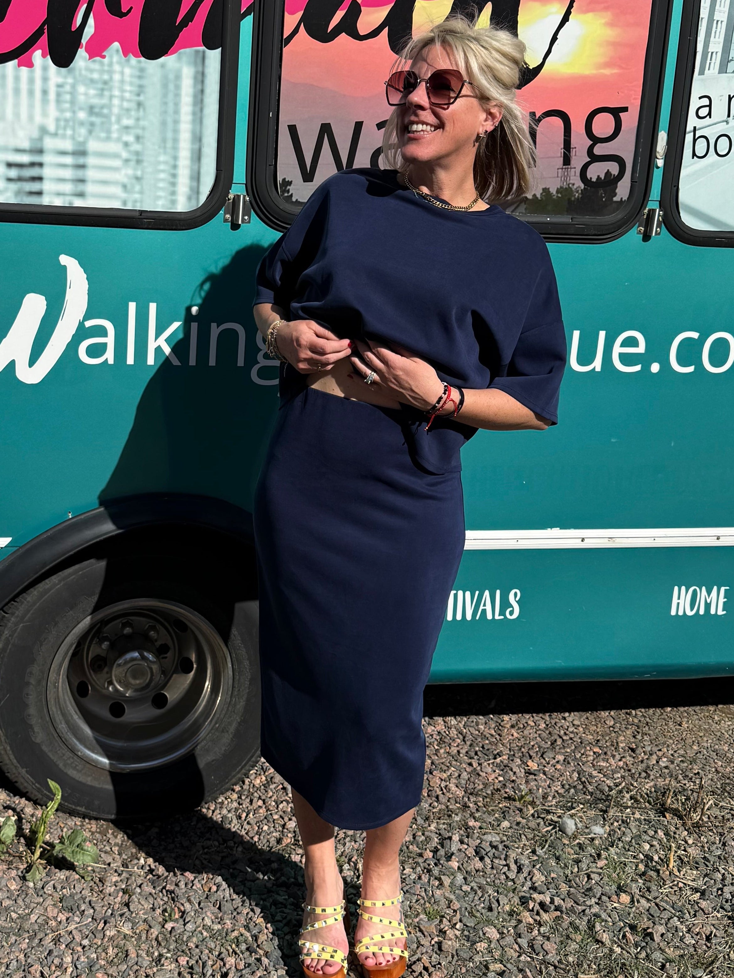 Parisa Scuba Pencil Skirt in Navy