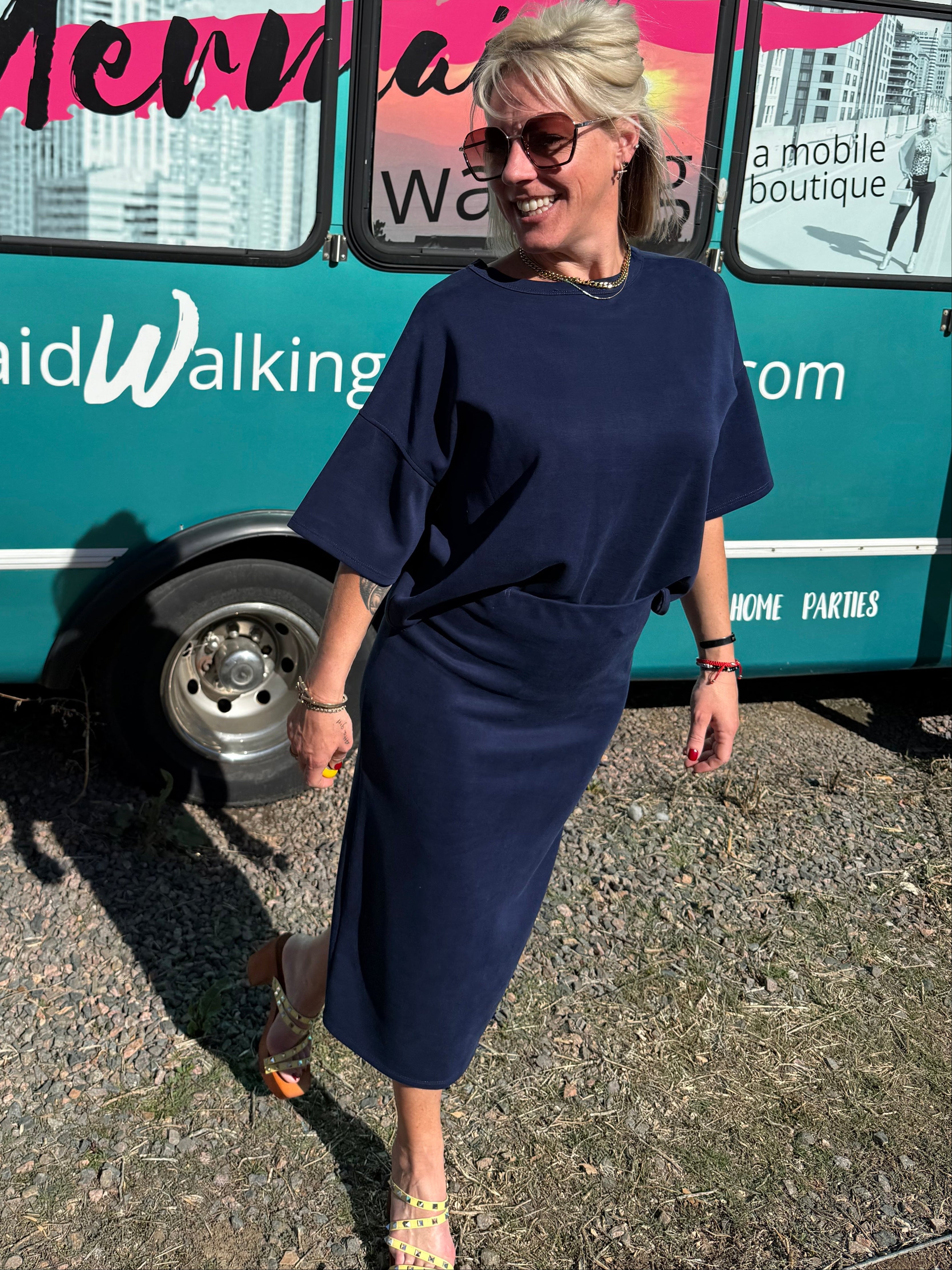 Parisa Scuba Pencil Skirt in Navy