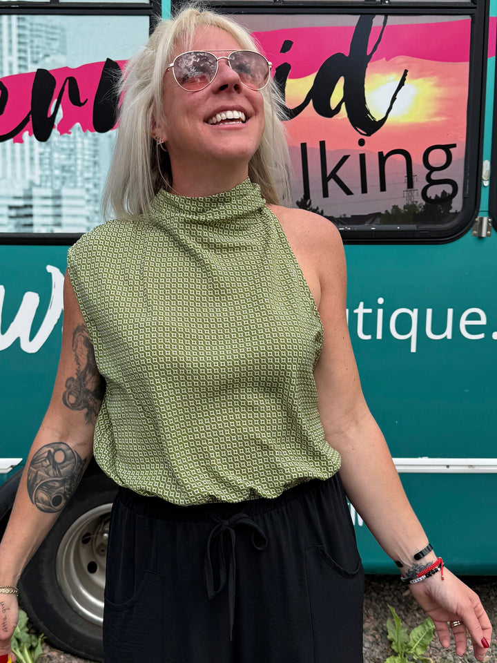 Daphne Asymetrical Top