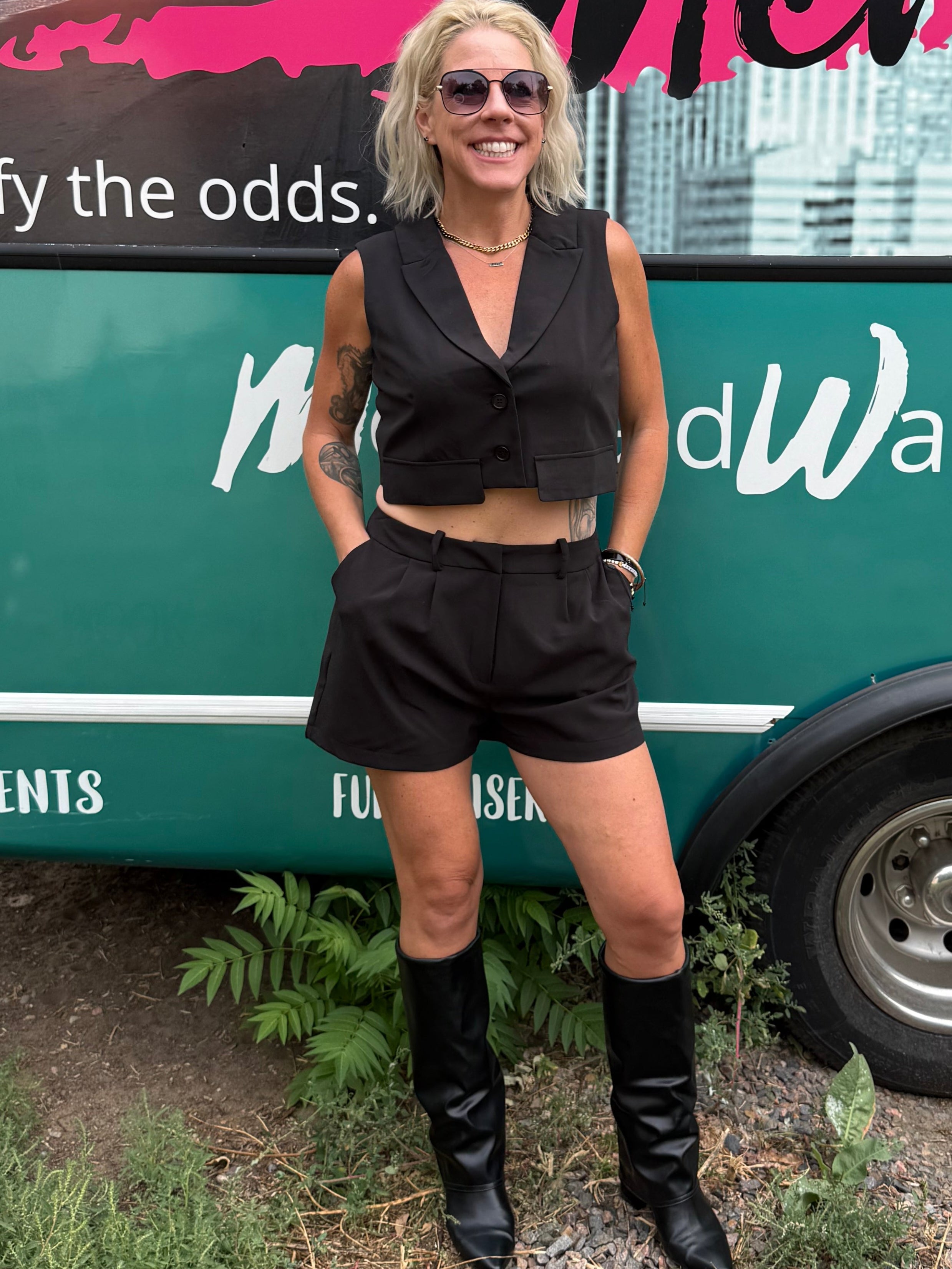 Wila Set in Black